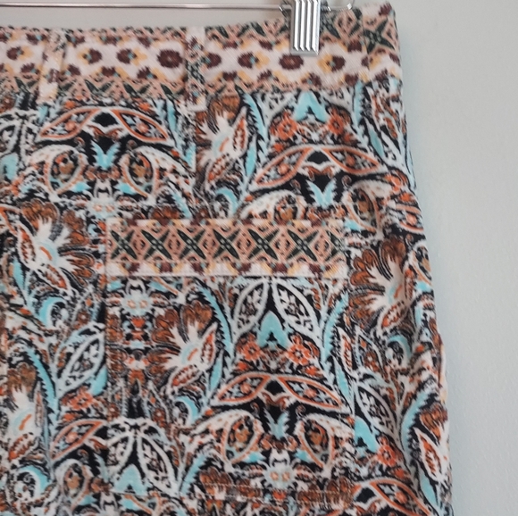 Anthropologue Print Velvet Cargo Barrel Leg Pant Size 8 - Picture 13 of 15